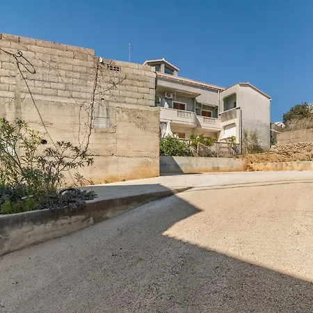 And By The Sea Sumartin, Brac - 13285 Guest house 3*