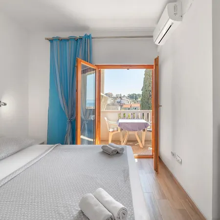 And By The Sea Sumartin, Brac - 13285 Guest house 3*